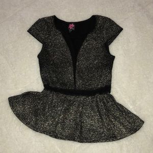 2b BEBE Peplum shirt